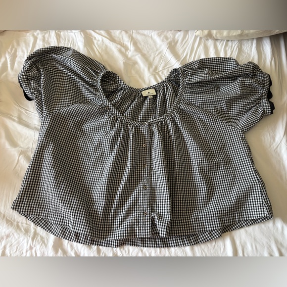 Tuckernuck Tully Rick Rack top and Ava shorts matching set - Picture 9 of 10